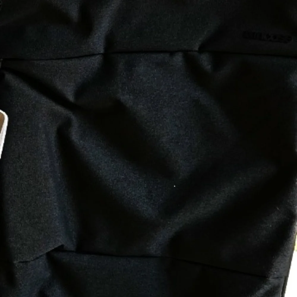 Black Incase Backpack - Picture 3 of 7